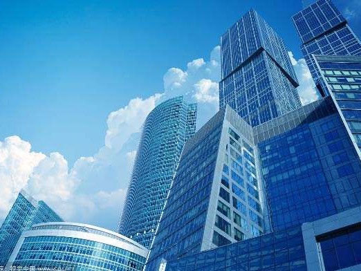 建筑资质转让时，安全性生产许可证怎样变更?