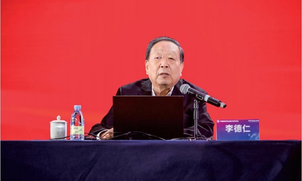 让未来城市更智慧 这位“80后”院士步履不停