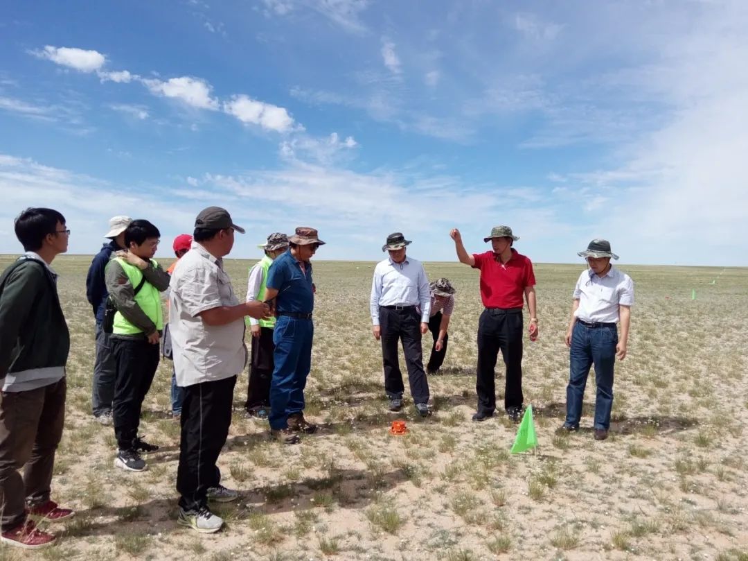 给地球拍摄3D大片 给地球拍摄3D大片