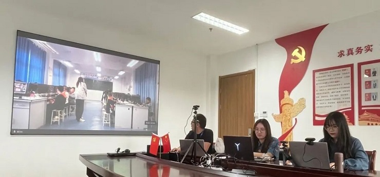 一次特殊的支教――浙江省测绘学会科普与教育工作委员会为山区孩子上VR地理课