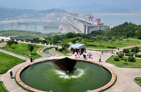 疑问：河北市政公用工程三级资质代办需要多少钱？