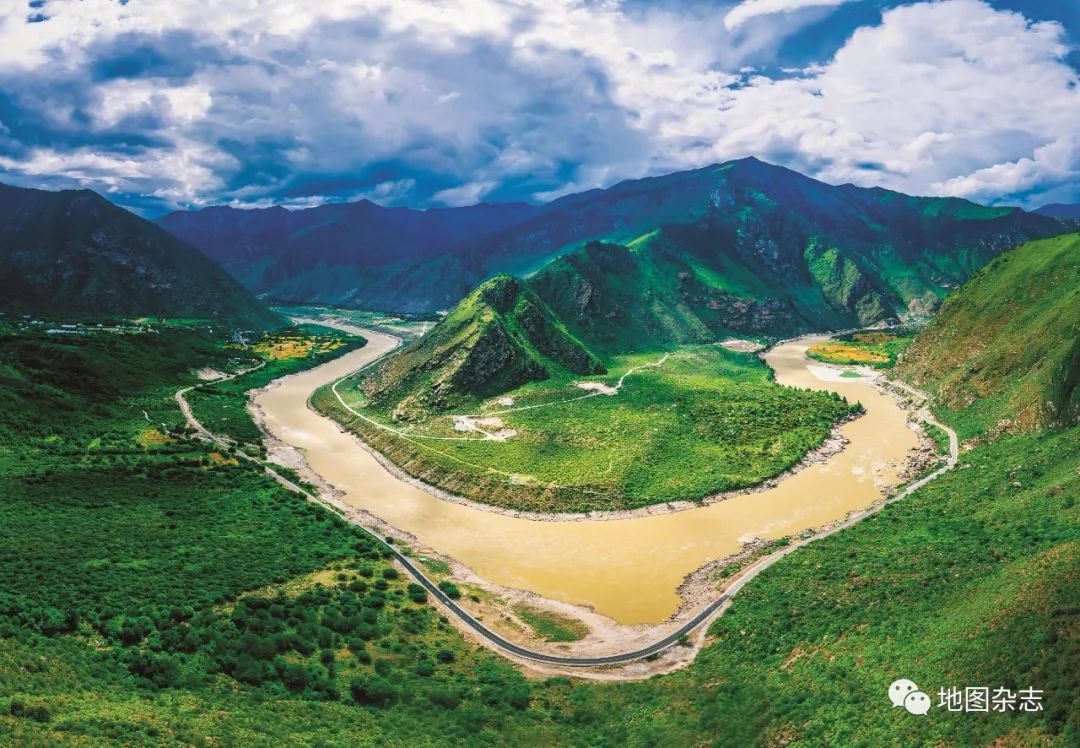 触摸地球的“皮肤” ――看中国版图上的惊人地貌 触摸地球的“皮肤” ――看中国版图上的惊人地貌