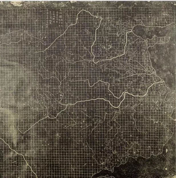 在中国古代,是怎么绘制地图的? 在中国古代,是怎么绘制地图的?