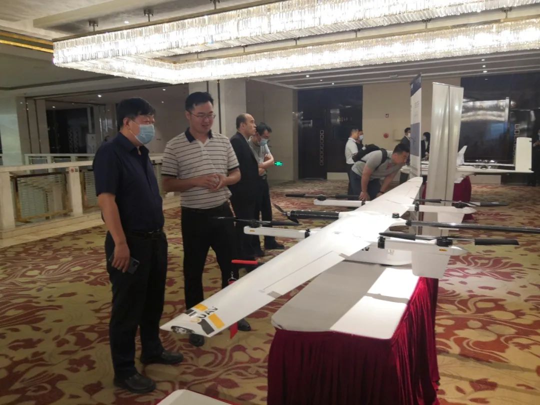 智能化无人机行业应用发展论坛成功举办 智能化无人机行业应用发展论坛成功举办
